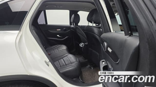 Mercedes-Benz GLC-Class 2019 — Фото 11/20