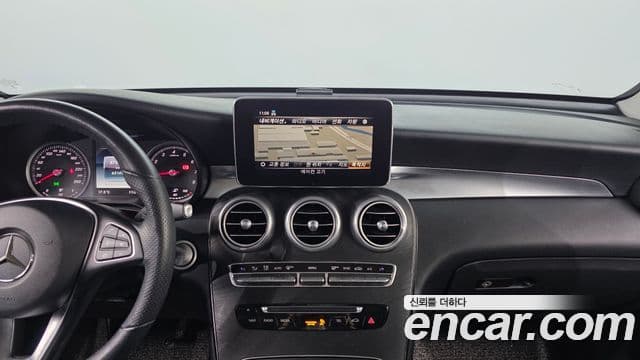 Mercedes-Benz GLC-Class 2019 — Фото 17/20