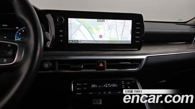 Kia K5 2021 — ფოტო 12/20