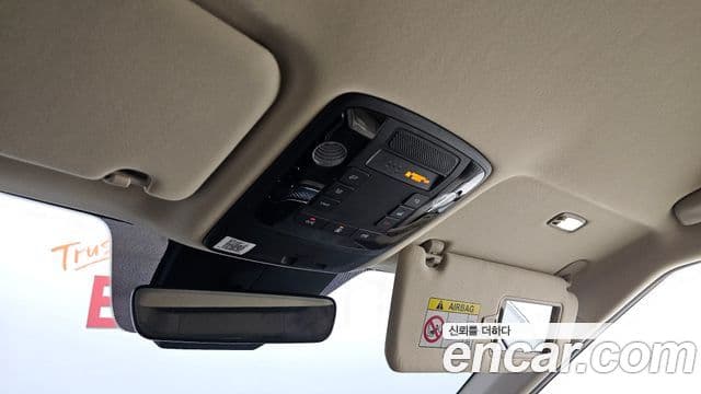 Kia Carnival 2021 — ფოტო 20/20