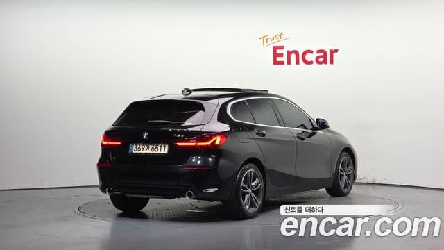 BMW 1 Series 2021 — Şəkil 2/20