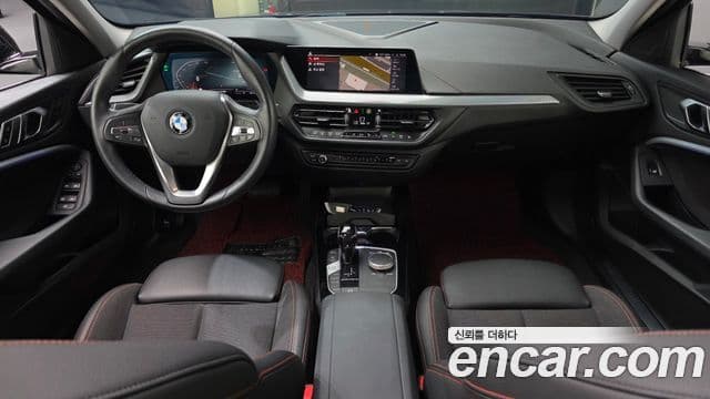 BMW 1 Series 2021 — Şəkil 7/20
