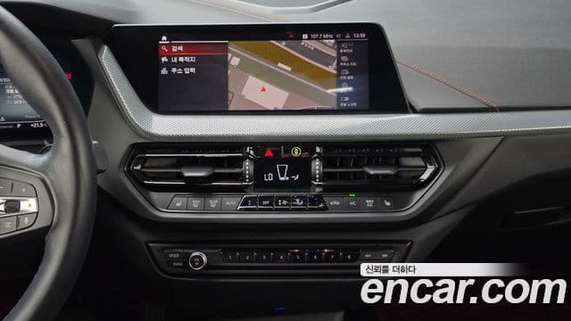 BMW 1 Series 2021 — Şəkil 20/20