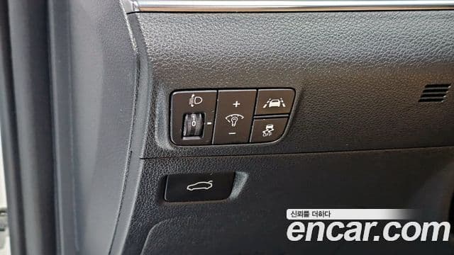 Kia K5 2021 — Şəkil 16/20