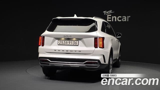 Kia Sorento 2022 — Şəkil 4/20
