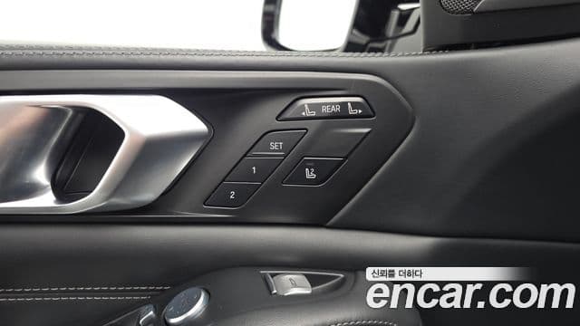 BMW X7 2022 — Photo 5/34