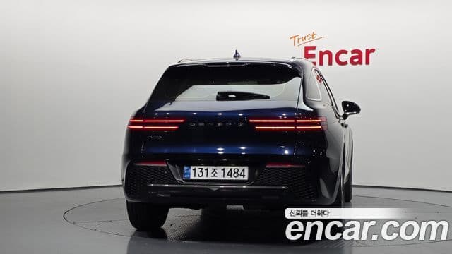 Genesis GV70 2022 — Şəkil 3/20
