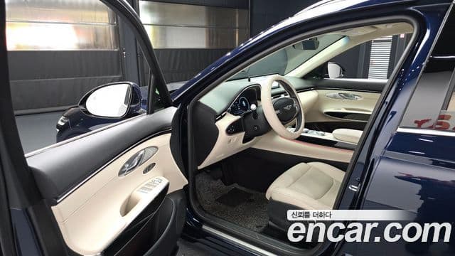 Genesis GV70 2022 — Şəkil 9/20