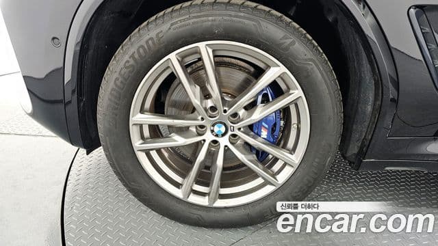 BMW X3 2021 — Şəkil 32/33