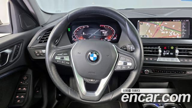 BMW 1 Series 2024 — ფოტო 13/20