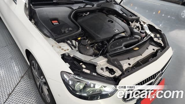 Mercedes-Benz E-Class 2021 — ფოტო 6/20