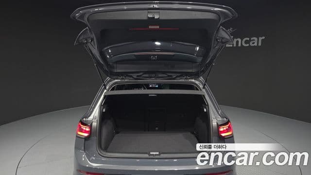 Volkswagen Golf 2025 — ფოტო 5/20