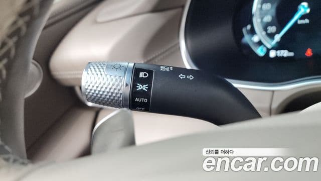 Genesis GV80 2022 — Şəkil 22/39