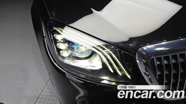 Mercedes-Benz S-Class 2020 — Photo 18/33