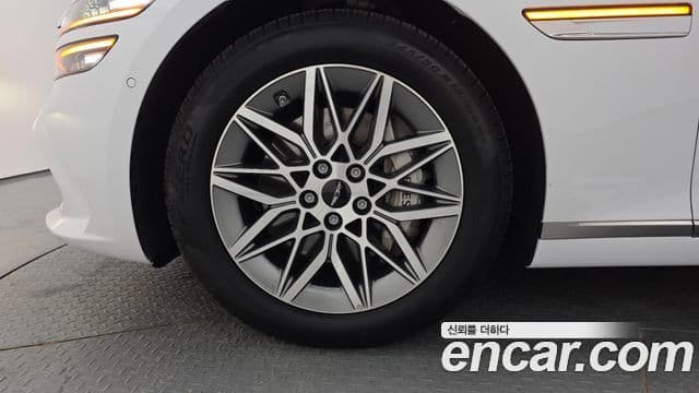 Genesis Electrified G80 2024 — ფოტო 5/20