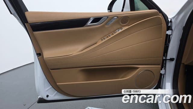 Genesis G80 2024 — Photo 27/36