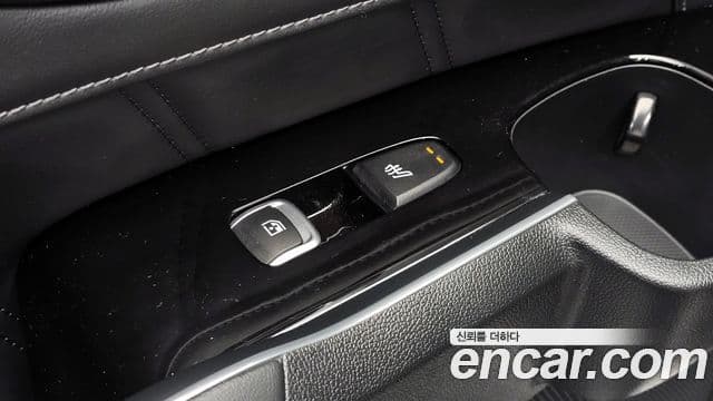 Kia Sorento 2023 — фото 16 из 20