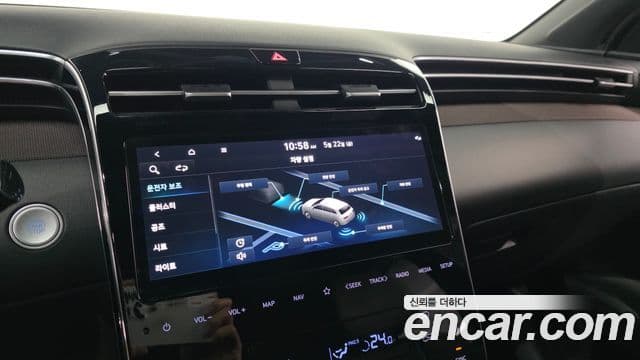 Hyundai Tucson Hybrid 2021 — Photo 9/30