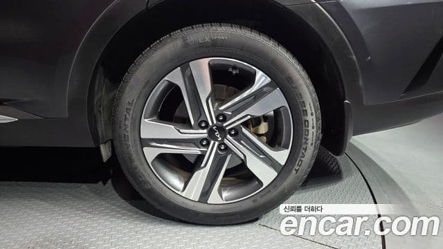 Kia Sorento 2023 — Photo 24/36