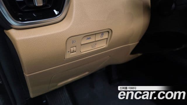 Kia Sorento 2023 — Photo 34/36