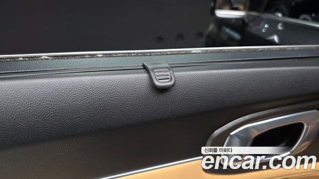 Kia Sorento 2023 — Photo 27/36