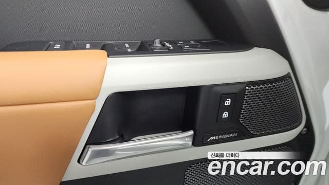 Land Rover Defender 2024 — Şəkil 22/32