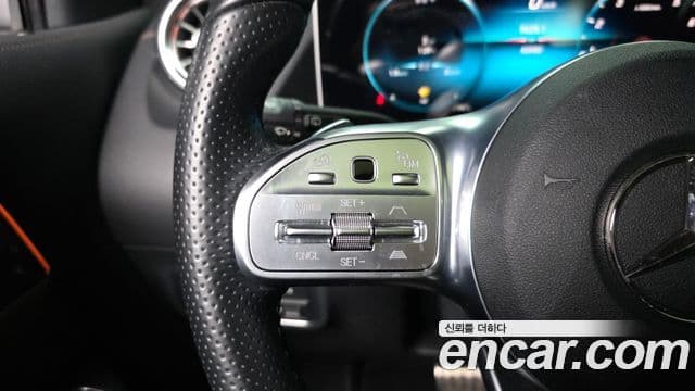 Mercedes-Benz GLA-Class 2020 — Фото 17/20