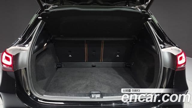 Mercedes-Benz GLA-Class 2020 — Фото 19/20