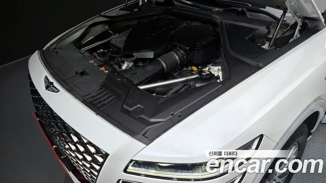 Genesis GV80 2021 — ფოტო 11/33