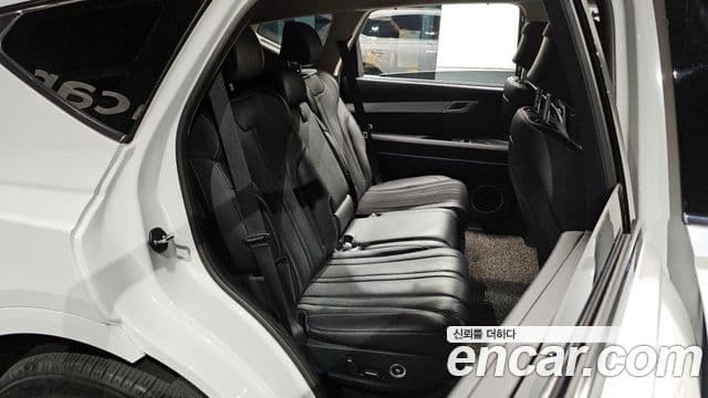 Genesis GV80 2021 — Photo 32/33