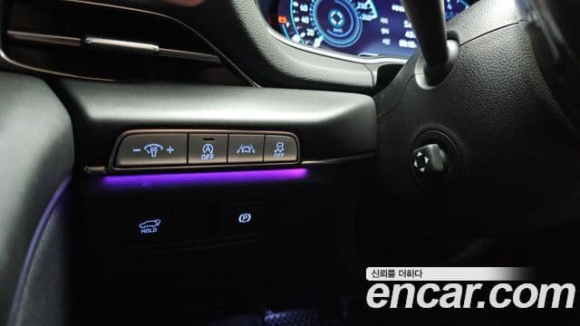 Genesis GV80 2021 — Photo 15/33
