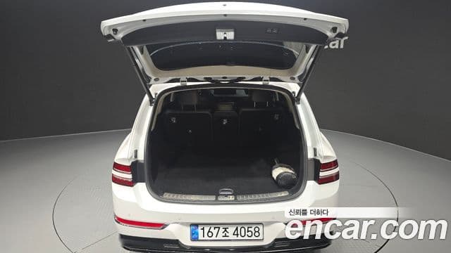 Genesis GV80 2021 — ფოტო 13/33