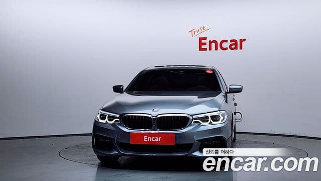 BMW 5 Series 2019 — ფოტო 3/20