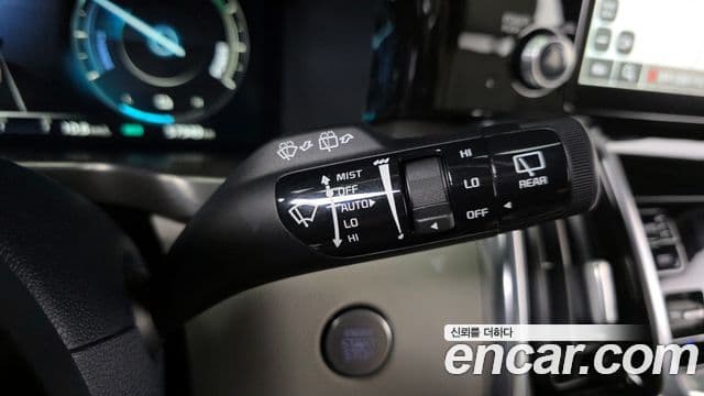 Kia Sorento 2022 — Фото 19/20