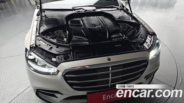 Mercedes-Benz S-Class 2022 — Фото 6/20