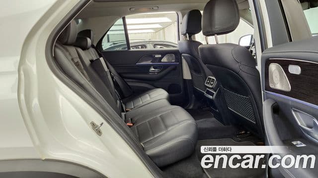 Mercedes-Benz GLE-Class 2022 — Şəkil 12/20
