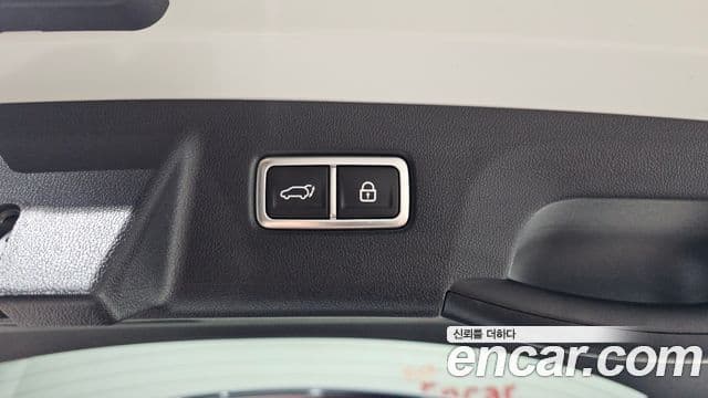 Kia Sorento 2021 — Фото 20/20