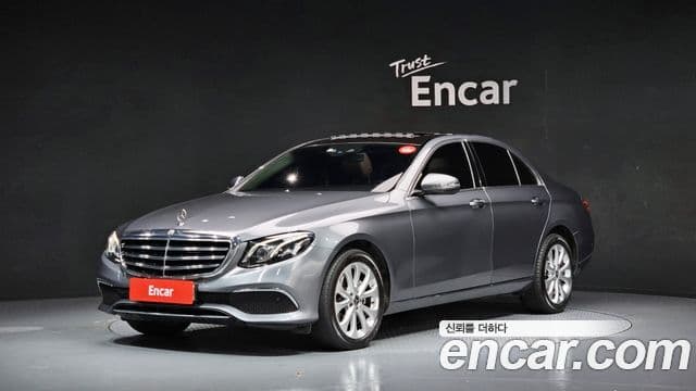 Mercedes-Benz E-Class 2018 — Şəkil 1/20