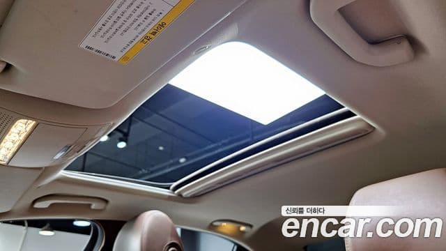 Mercedes-Benz E-Class 2018 — Şəkil 17/20