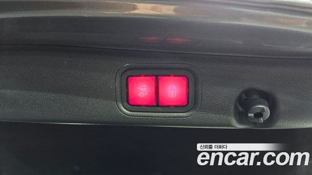 Mercedes-Benz E-Class 2018 — Şəkil 18/20