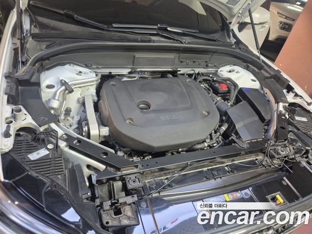 Volvo XC60 2024 — фото 6 из 20
