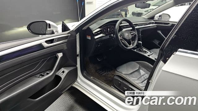 Volkswagen Arteon 2022 — Şəkil 10/20