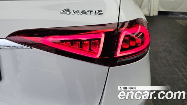Mercedes-Benz GLE-Class 2019 — ფოტო 26/34