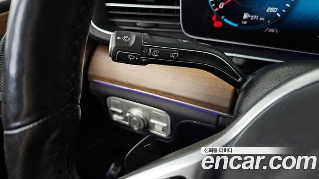 Mercedes-Benz GLE-Class 2019 — ფოტო 3/34