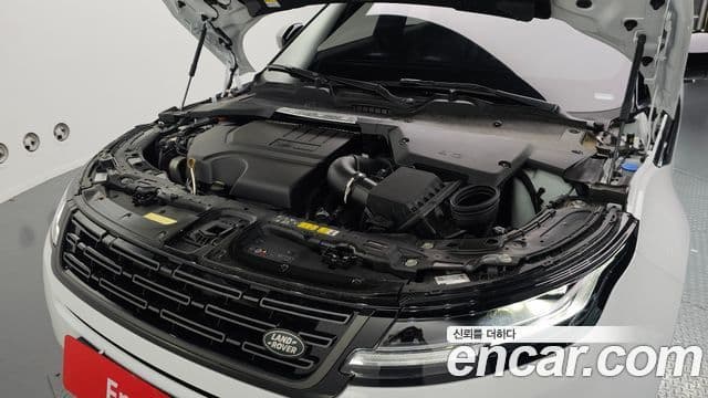 Land Rover Range Rover Evoque 2025 — ფოტო 6/20