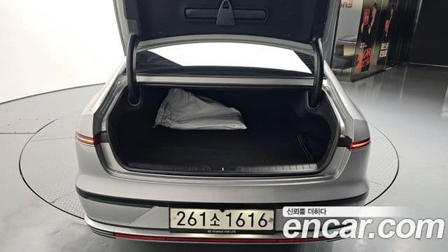 Hyundai Grandeur Hybrid 2023 — Photo 3/34