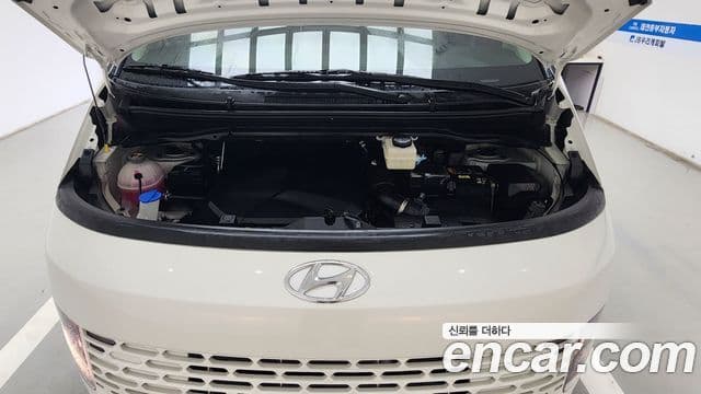 Hyundai Staria 2021 — фото 8 из 20