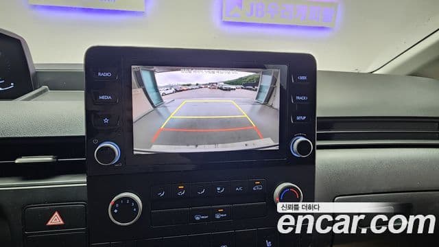 Hyundai Staria 2021 — ფოტო 15/20