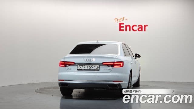 Audi A4 2019 — Photo 24/35