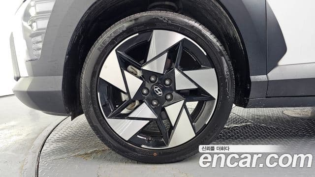 Hyundai Kona 2024 — ფოტო 5/20